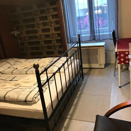 Appartement Jazmin Apartman à Pécs Extérieur photo